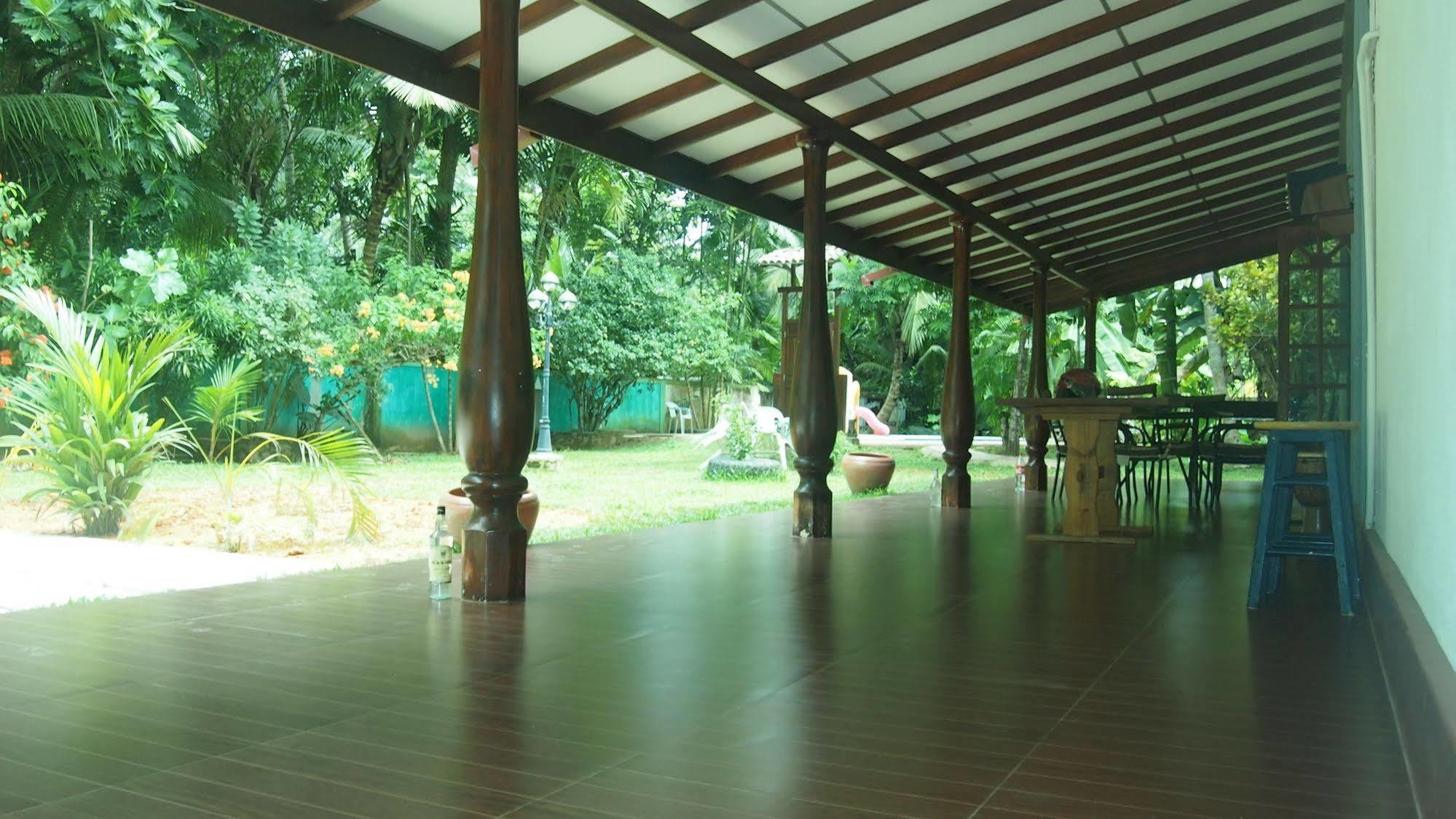 Manik Villa Bentota Luaran gambar