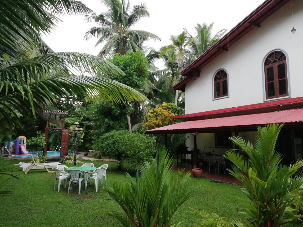 Manik Villa Bentota Luaran gambar